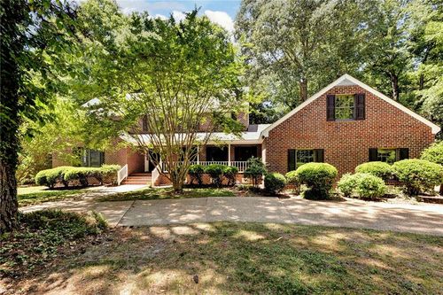 137 Links Of Leith, Williamsburg, VA, 23188-7465 | Card Image