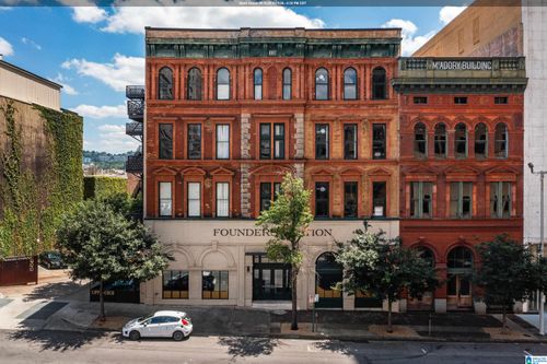 unit-3a-2015 1st Ave N, BIRMINGHAM, AL, 35203-4181 | Card Image