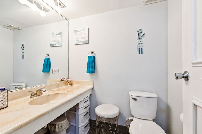 1202 - 5235 James Ln, Condo with 2 bedrooms, 2 bathrooms and 2 parking in Crestwood IL | Image 17