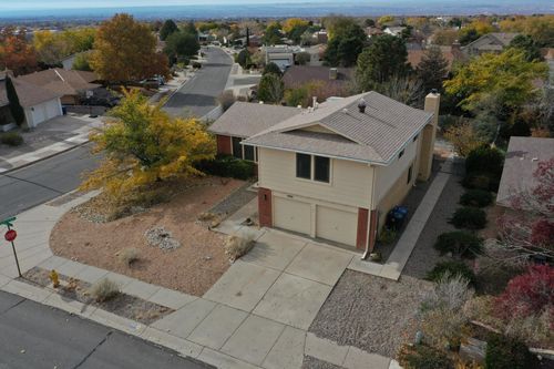 5401 Camino Sandia Ne, Albuquerque, NM, 87111-5780 | Card Image