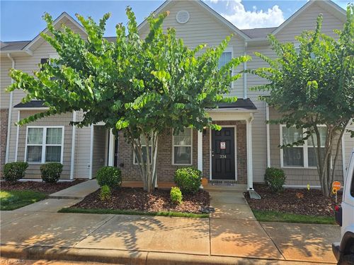 334-334 Hidden Timber Ln, Greensboro, NC, 27405-9747 | Card Image