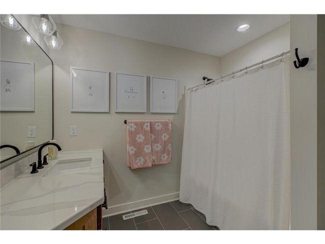 21 Windsor Wood Path, House other with 5 bedrooms, 4 bathrooms and null parking in Hudson WI | Image 14