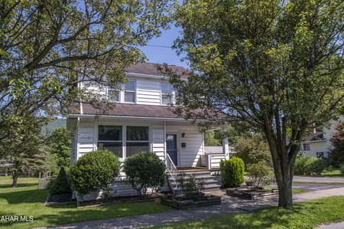 611 E 5th St, Bellwood, PA, 16617-2014 | Card Image