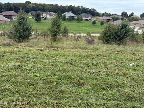 326 Pioneer Trail Dr, Jefferson City, MO, 65109-1520 | Card Image