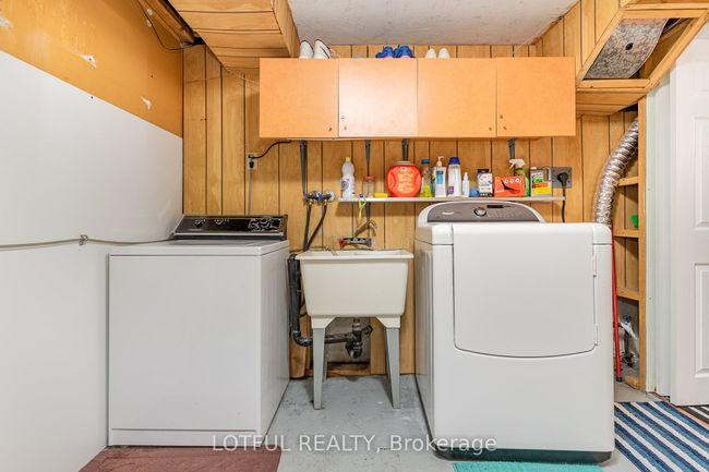 134 Royal Salisbury Way, House attached with 3 bedrooms, 2 bathrooms and 2 parking in Brampton ON | Image 23