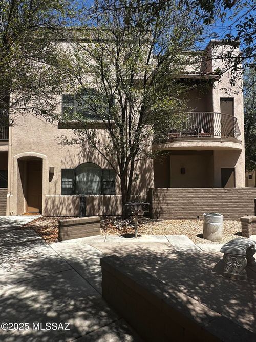 unit-102-2018 E River Rd, Tucson, AZ, 85718-1561 | Card Image