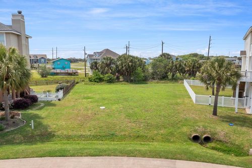 13944 Pirates Beach Blvd, Galveston, TX, 77554 | Card Image