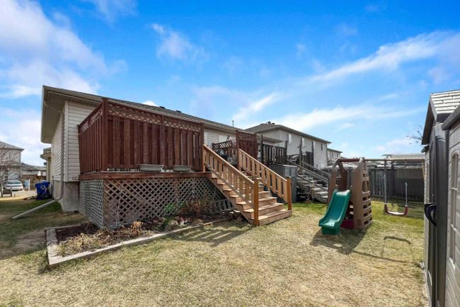 205 Kodiak Crescent, Home with 4 bedrooms, 2 bathrooms and 2 parking in Fort Mcmurray AB | Image 24