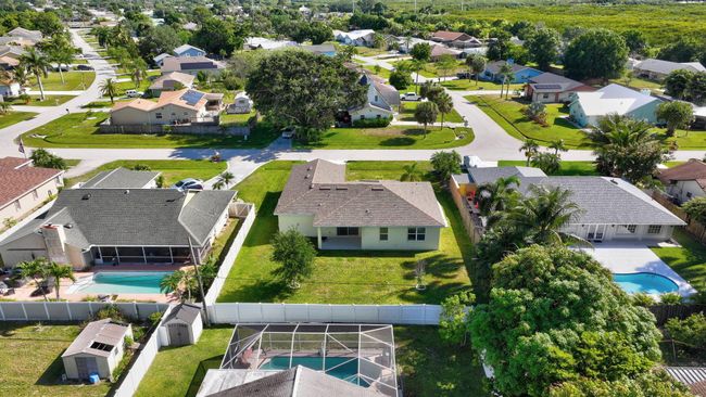 774 Se Ablett Ln, House other with 4 bedrooms, 3 bathrooms and null parking in Port St. Lucie FL | Image 44