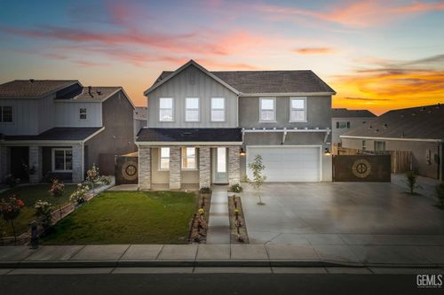 6523 Shaver Dr, Bakersfield, CA, 93313-6452 | Card Image