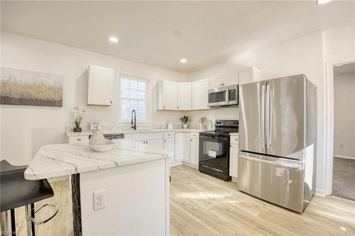 910 Rugby St, Norfolk, VA, 23504-2002 | Card Image