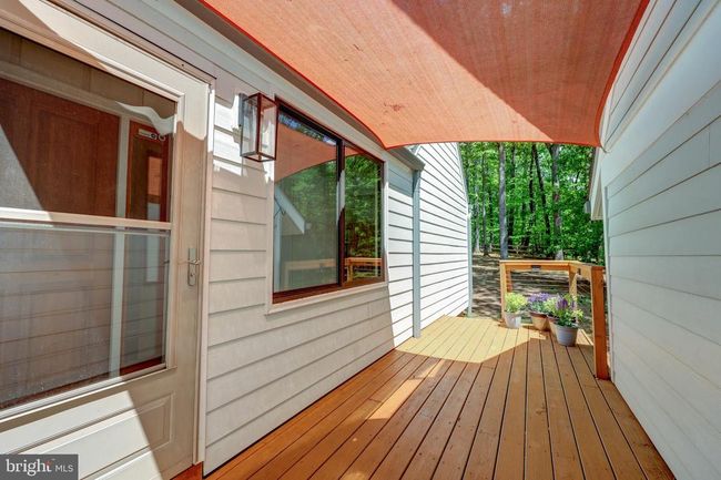 11224 Goldflower Ct, House other with 3 bedrooms, 3 bathrooms and null parking in FAIRFAX STATION VA | Image 5