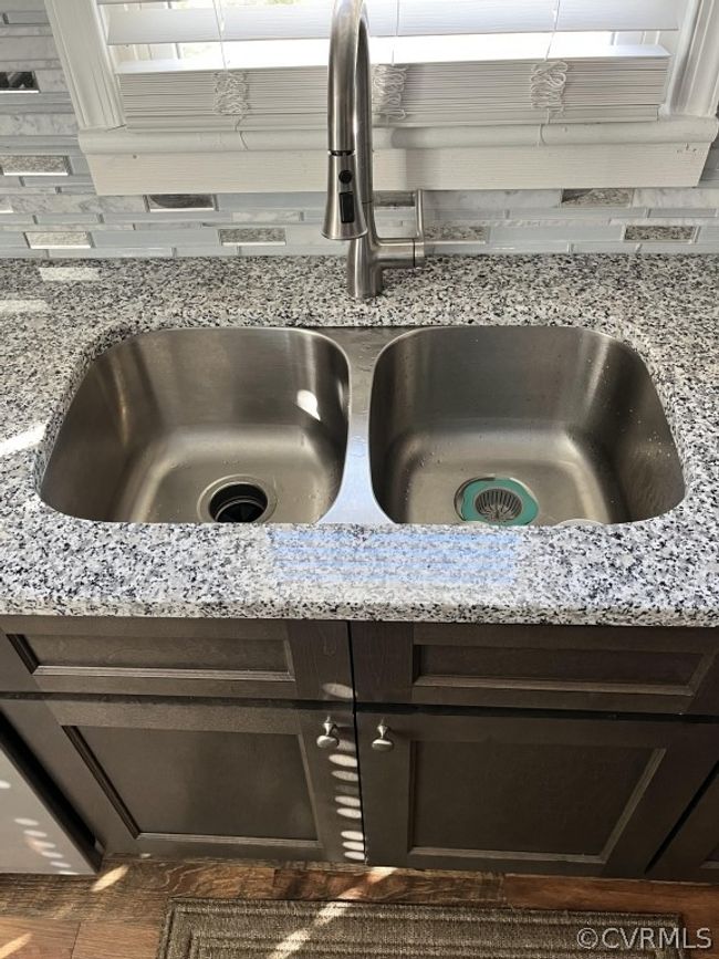 515 Graham Road, For Sale in Petersburg Zoocasa