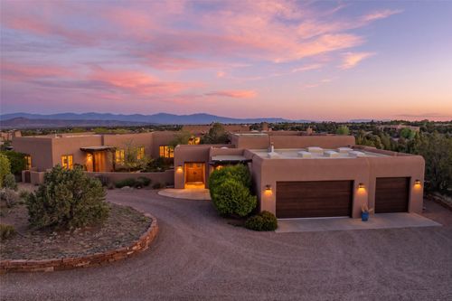 12 E Golden Eagle Rd, Santa Fe, NM, 87506-8224 | Card Image