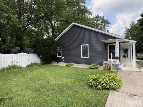 918 N Elm St, Fairmount, IN, 46928-1131 | Card Image