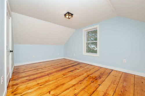 65 Main St, Milton Mills, NH, 03852-4123 | Card Image