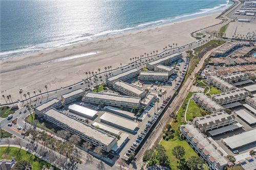 381 E Surfside Dr, Port Hueneme, CA, 93041-3345 | Card Image