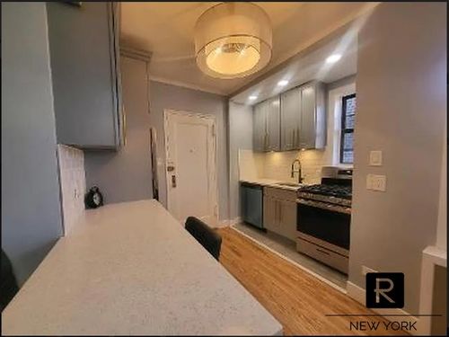 601-170-40 Highland Ave, Jamaica, NY, 11432-2734 | Card Image