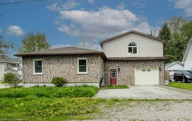 6998 St Patrick St, House other with 3 bedrooms, 2 bathrooms and 4 parking in Dublin ON | Image 4