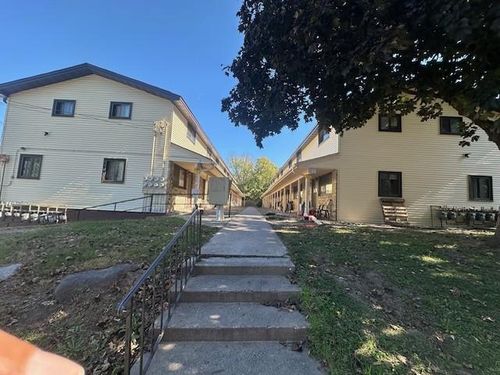 4685 Monroe St Ne, Hilltop, MN, 55421-2337 | Card Image