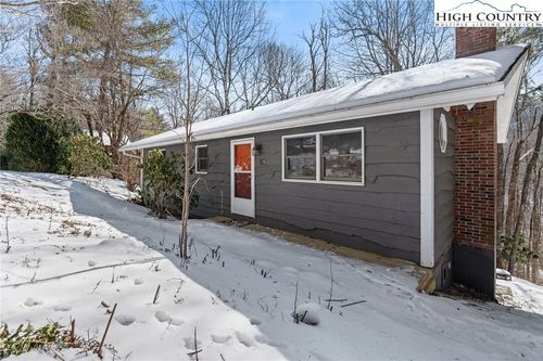 176 Parkway Rdg, Boone, NC, 28607-9426 | Card Image