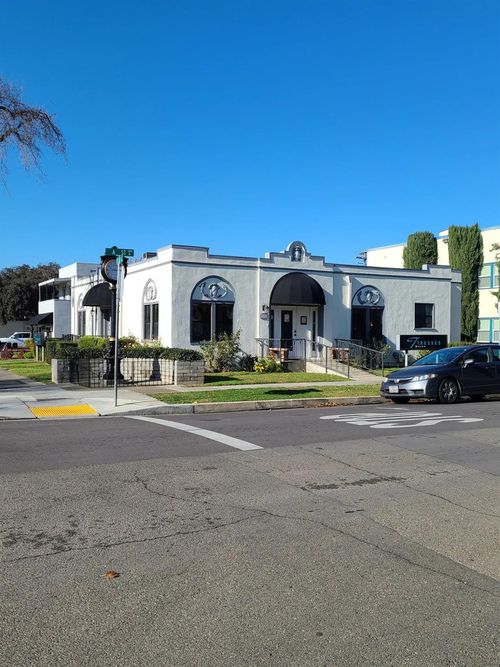 1003 A St, Tracy, CA, 95376-3928 | Card Image