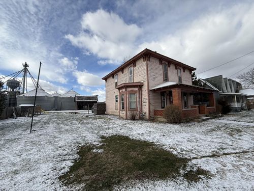 133 S Broad St, Bremen, OH, 43107-1108 | Card Image