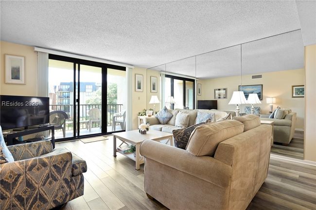 APT-3302 - 85 Folly Field Rd, Condo with 2 bedrooms, 2 bathrooms and null parking in Hilton Head Island SC | Image 5