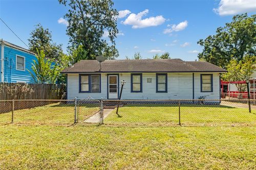 105 Oddo St, Houston, TX, 77022-6208 | Card Image