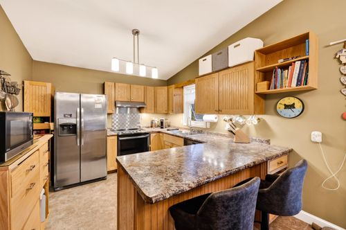1727 Delaware Dr, SUN PRAIRIE, WI, 53590-1723 | Card Image