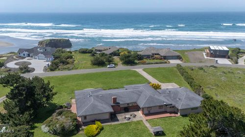 32853 Ocean Meadows Cir, Fort Bragg, CA, 95437-9616 | Card Image
