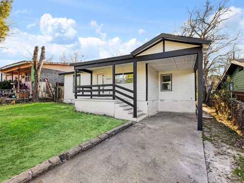 2821 Nw 31st St, Fort Worth, TX, 76106-5243 | Card Image