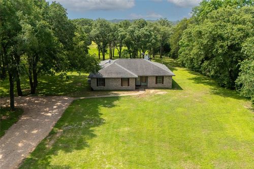 3011 County Road 314, Rockdale, TX, 76567-5018 | Card Image