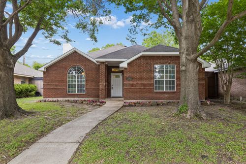 2345 Park Vista Dr, Dallas, TX, 75228-4908 | Card Image