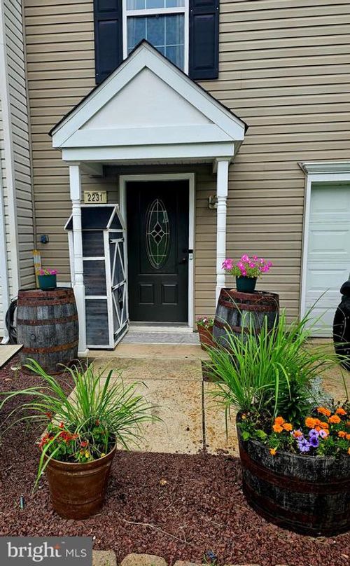 16-2231 Walnut Bottom Rd, YORK, PA, 17408-9412 | Card Image