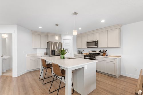 6542 W Ipswitch Way, Herriman, UT, 84096-3003 | Card Image