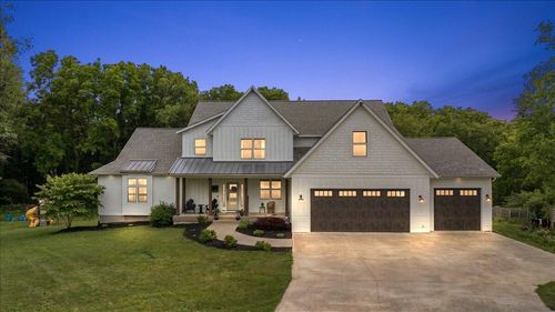 7654 Burrstone Dr Se, Caledonia, MI, 49316-9461 | Card Image