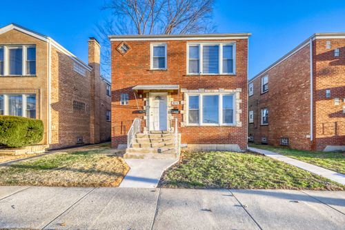 3317 Jackson St, Bellwood, IL, 60104-1996 | Card Image