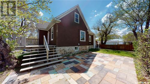 113 Manor St, Arcola, SK, S0C0G0 | Card Image