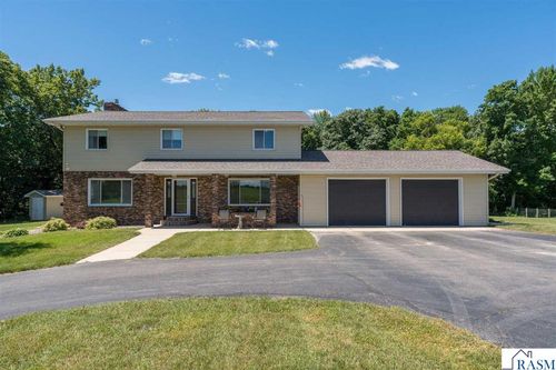 24100 577th Ln, Mankato, MN, 56001-5589 | Card Image