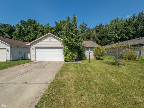 5810 Rolling Bluff Ln, Indianapolis, IN, 46221-4671 | Card Image