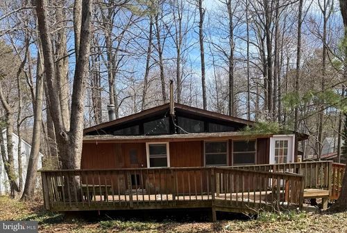 11532 Wolf Howl Ln, LUSBY, MD, 20657-3795 | Card Image