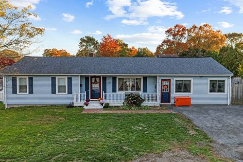 281 Massachusetts Ave, Somerset, MA, 02726-3837 | Card Image