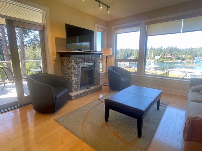 18D - 12849 Lagoon Road, Townhouse with 2 bedrooms, 2 bathrooms and 1 parking in Madeira Park BC | Image 11