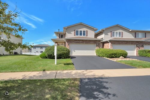 1390 Somerset Dr, Beecher, IL, 60401-3386 | Card Image