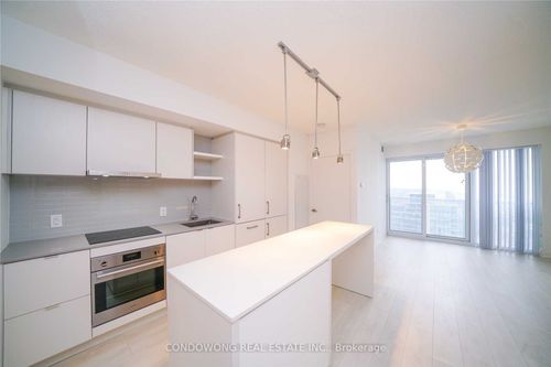 5706-88 Harbour St, Toronto, ON, M5J0C3 | Card Image