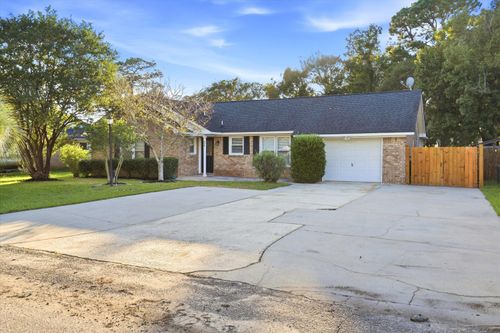 406 Longleaf Rd, Summerville, SC, 29486-2065 | Card Image