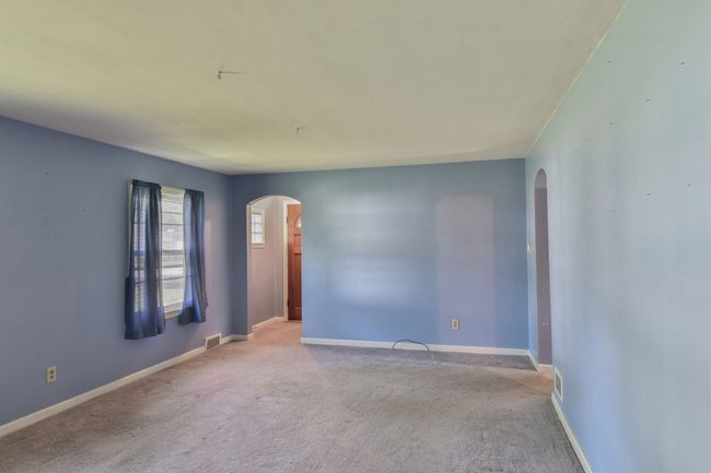 300 S Bentley St, House other with 3 bedrooms, 1 bathrooms and 1 parking in Pontiac IL | Image 12