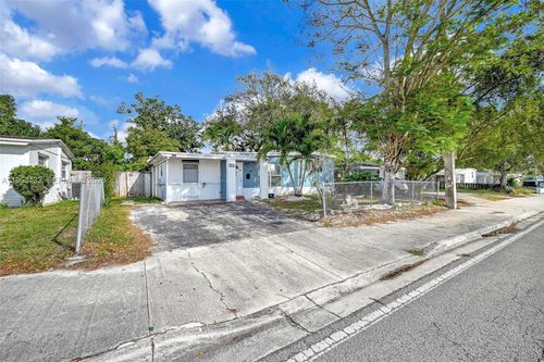 6629 Sheridan St, Hollywood, FL, 33024-3938 | Card Image