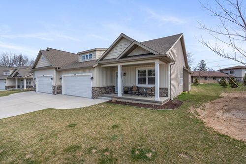 1968 Aspen Valley Ln, Ionia, MI, 48846-2084 | Card Image